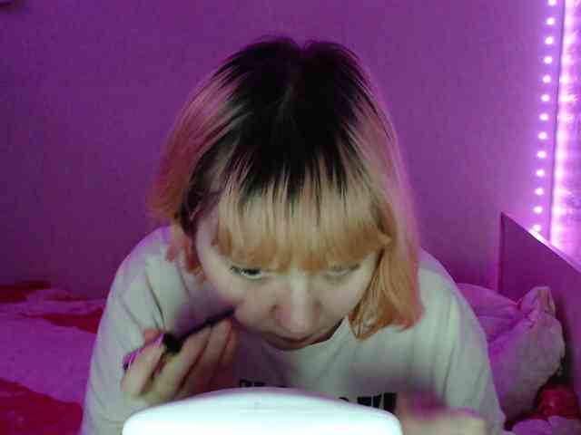 Bonnie_Petite webcam