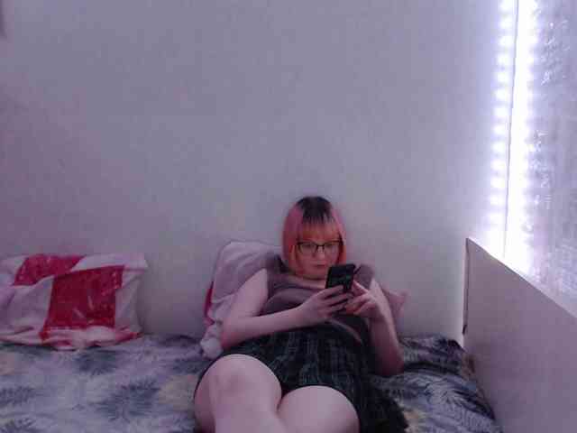 Bonnie_Petite webcam