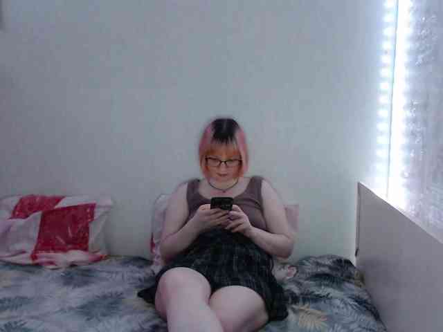Bonnie_Petite webcam