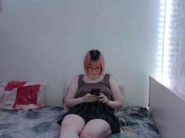 Bonnie_Petite webcam
