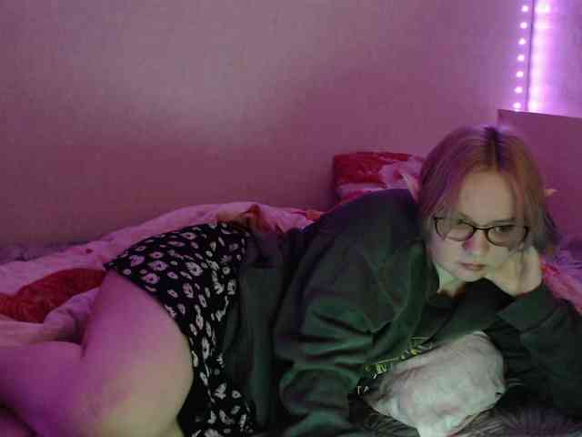 Bonnie_Petite webcam