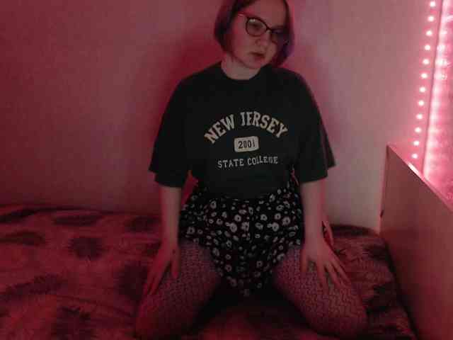 Bonnie_Petite webcam