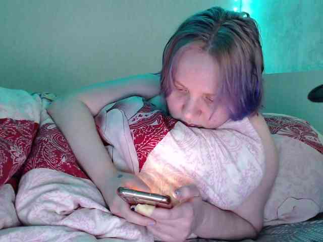 Bonnie_Petite webcam