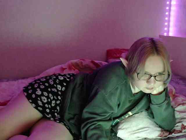 Bonnie_Petite webcam