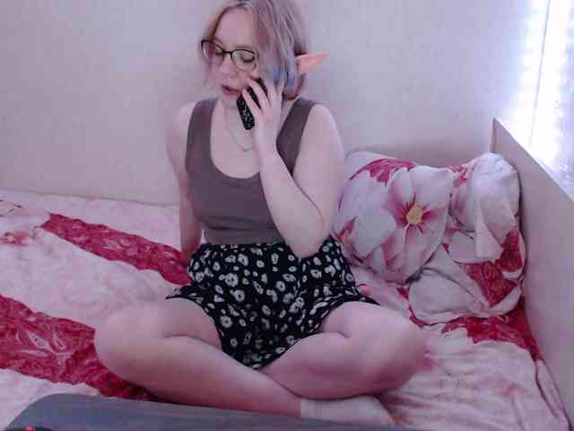 Bonnie_Petite webcam