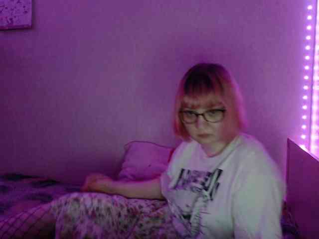 Bonnie_Petite webcam