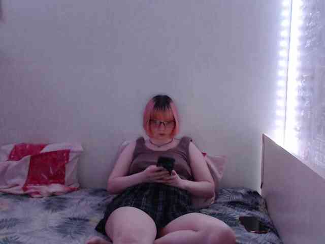 Bonnie_Petite webcam