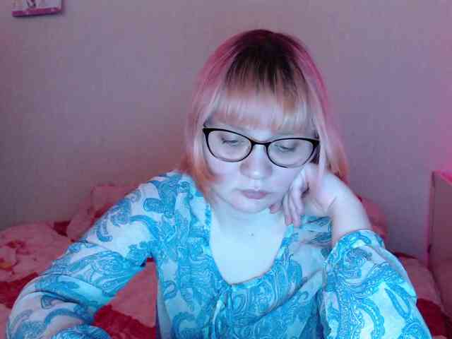 Bonnie_Petite webcam