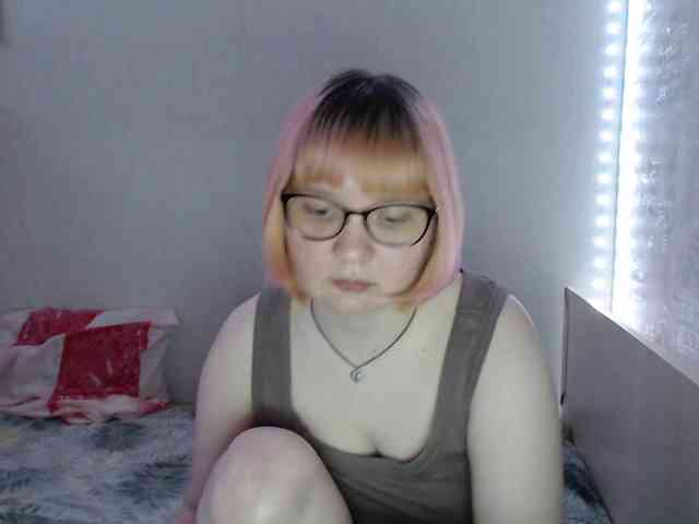 Bonnie_Petite webcam