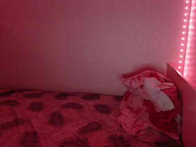 Bonnie_Petite webcam