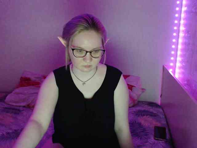 Bonnie_Petite webcam
