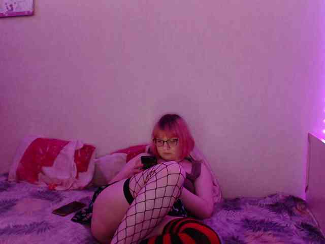 Bonnie_Petite webcam