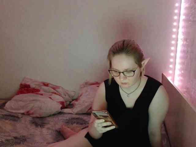 Bonnie_Petite webcam