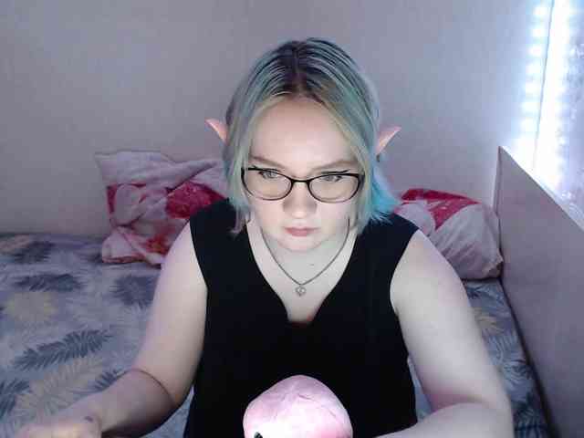 Bonnie_Petite webcam