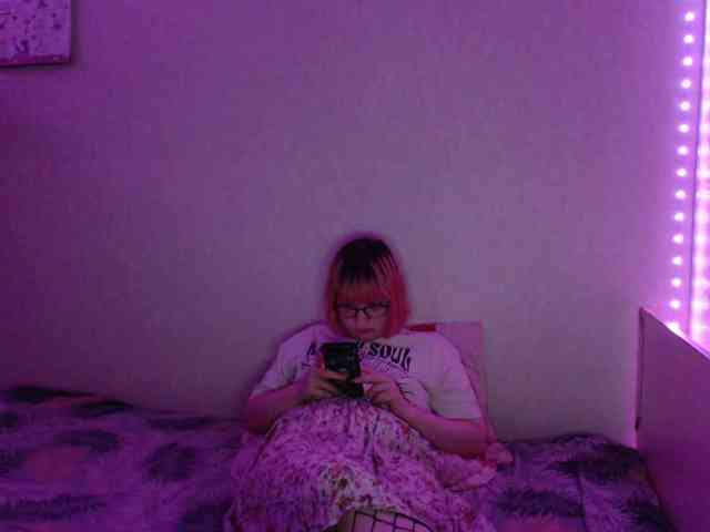 Bonnie_Petite webcam