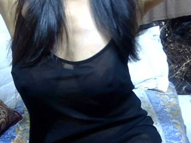 sweetmama17 live cam on BongaCams