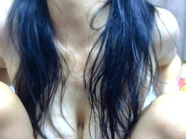 sweetmama17 live cam preview