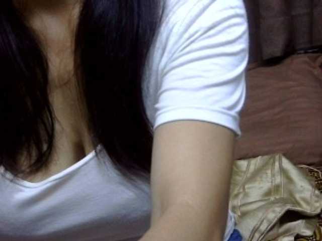 sweetmama17 live cam on BongaCams