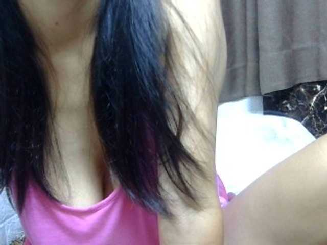 sweetmama17 live webcam show