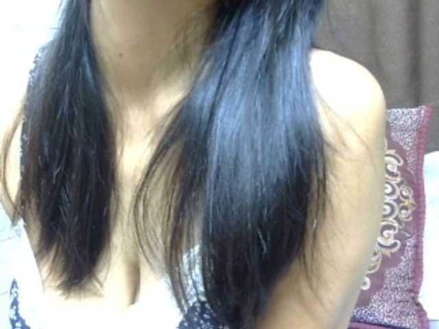 sweetmama17 live cam on BongaCams