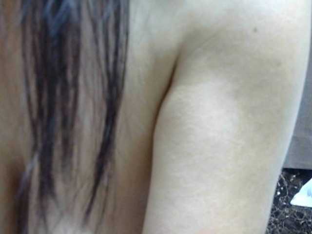 sweetmama17's BongaCams show and profile