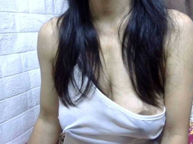 sweetmama17 live cam preview