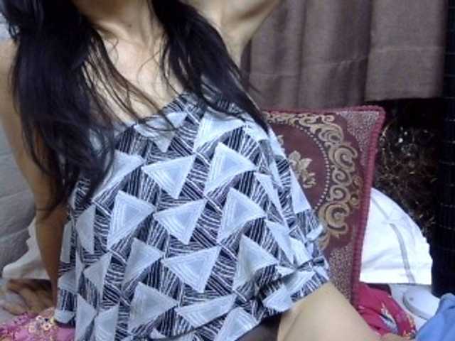 sweetmama17 live cam preview