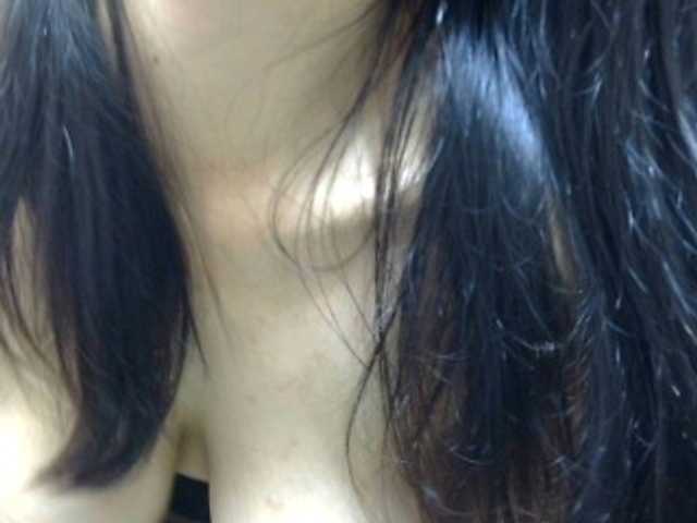 sweetmama17 live cam on BongaCams