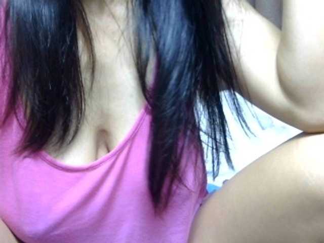 sweetmama17 live webcam show