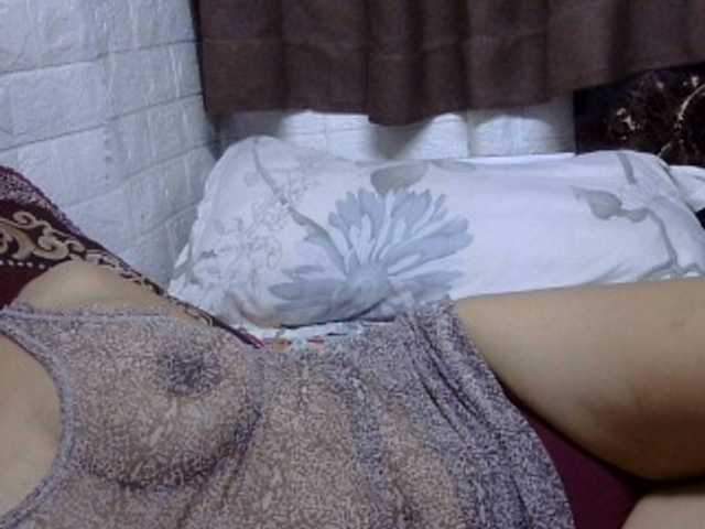 sweetmama17 live cam preview
