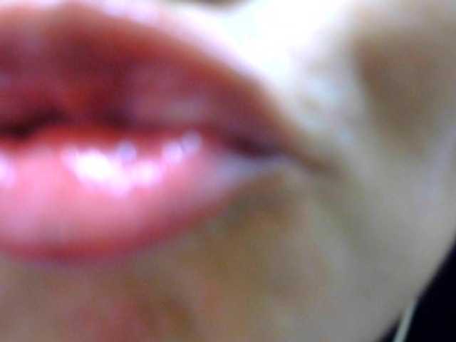 sweetmama17 live cam preview