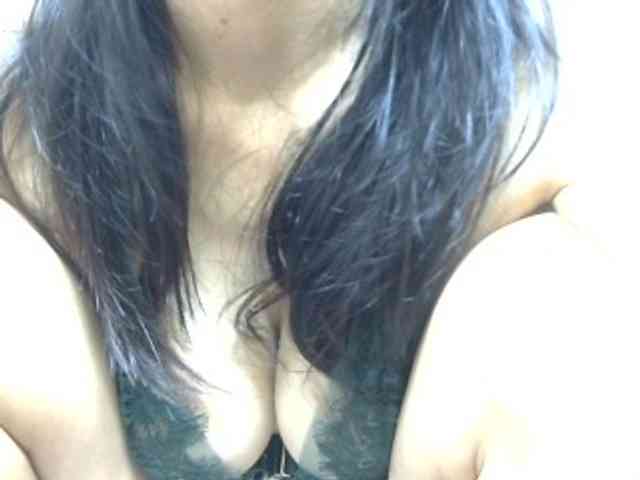 sweetmama17 webcam