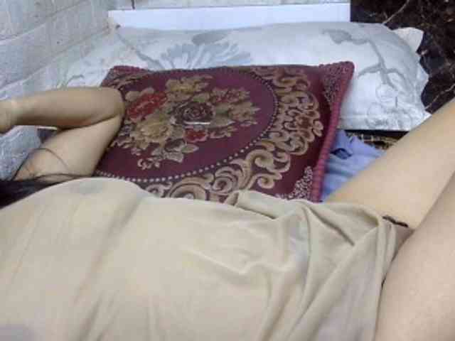 sweetmama17 webcam