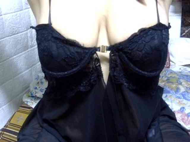 sweetmama17 webcam