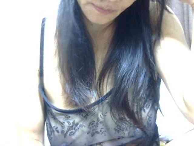 sweetmama17 Live Webcam on BongaCams