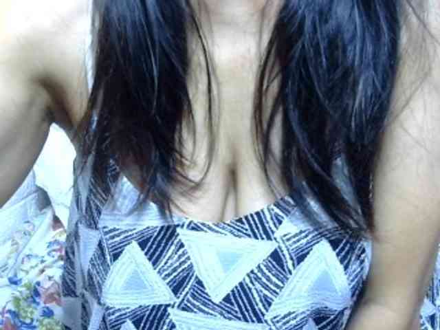 sweetmama17 webcam