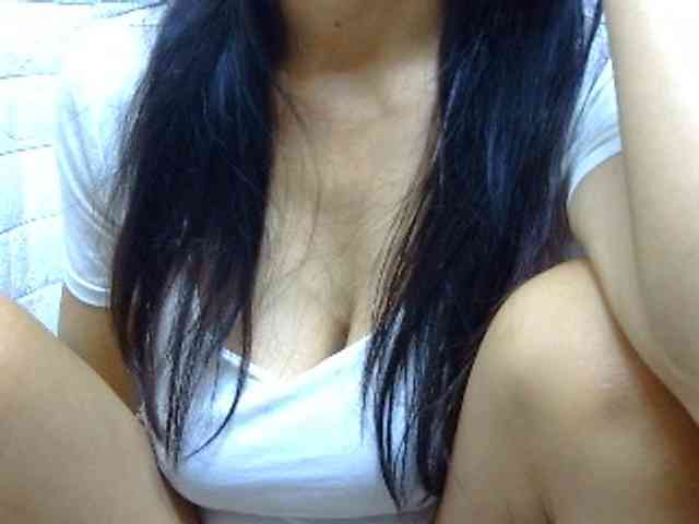 sweetmama17 webcam