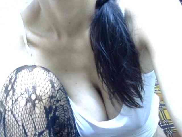 sweetmama17 webcam