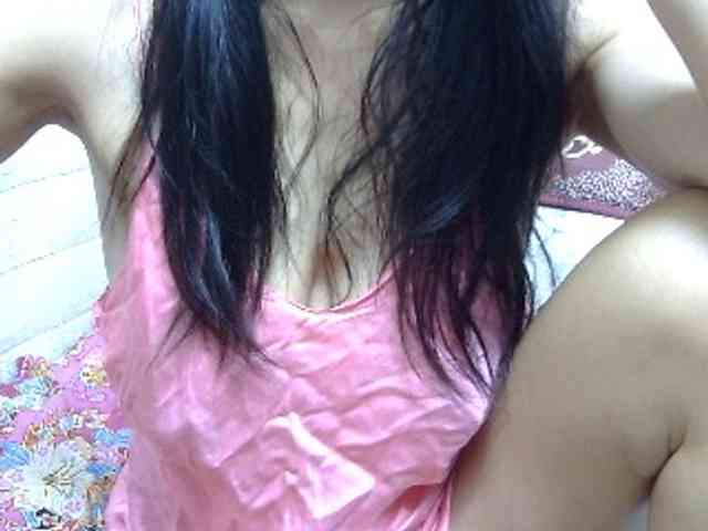 sweetmama17 webcam