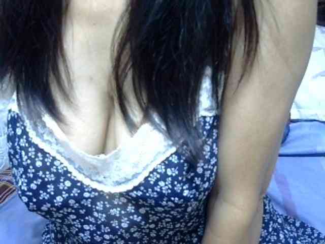 sweetmama17 webcam