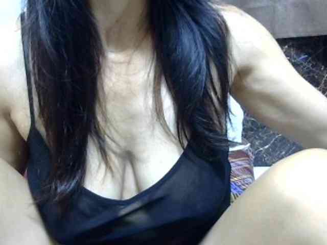 sweetmama17 webcam