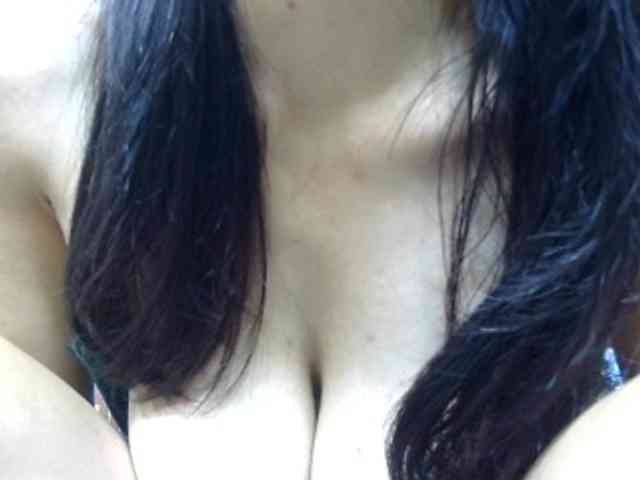 sweetmama17 webcam