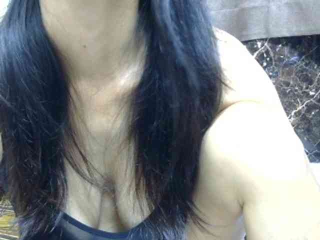 sweetmama17 webcam