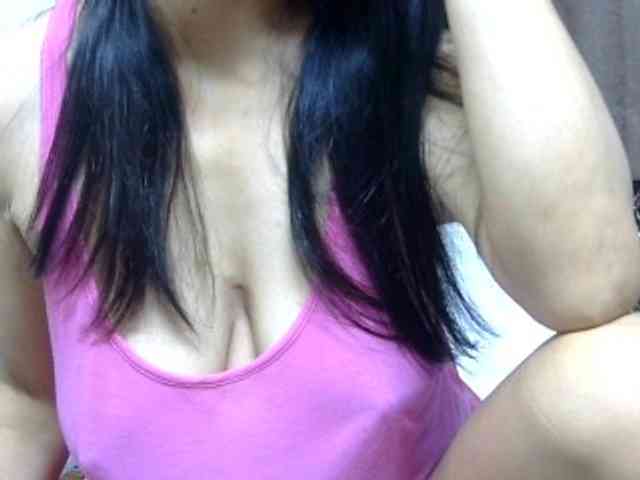 sweetmama17 webcam