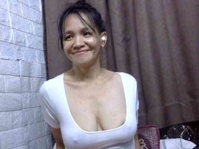 sweetmama17 webcam