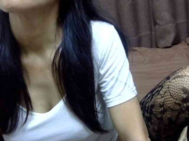 sweetmama17 webcam