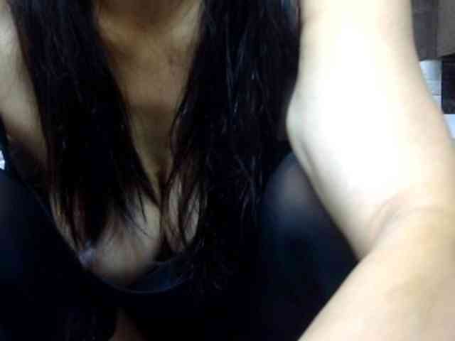 sweetmama17 webcam