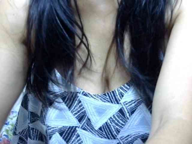 sweetmama17 webcam