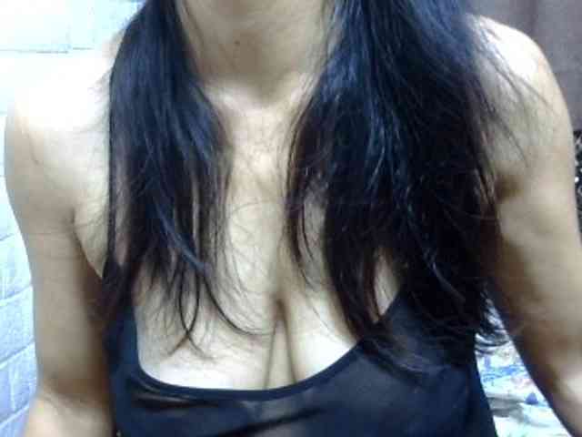 sweetmama17 webcam