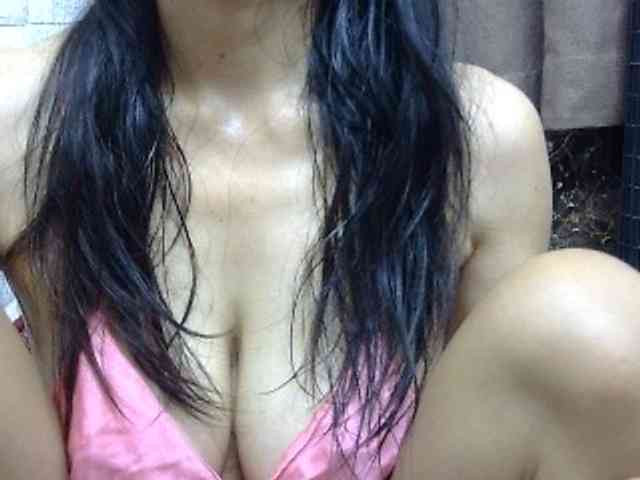 sweetmama17 webcam